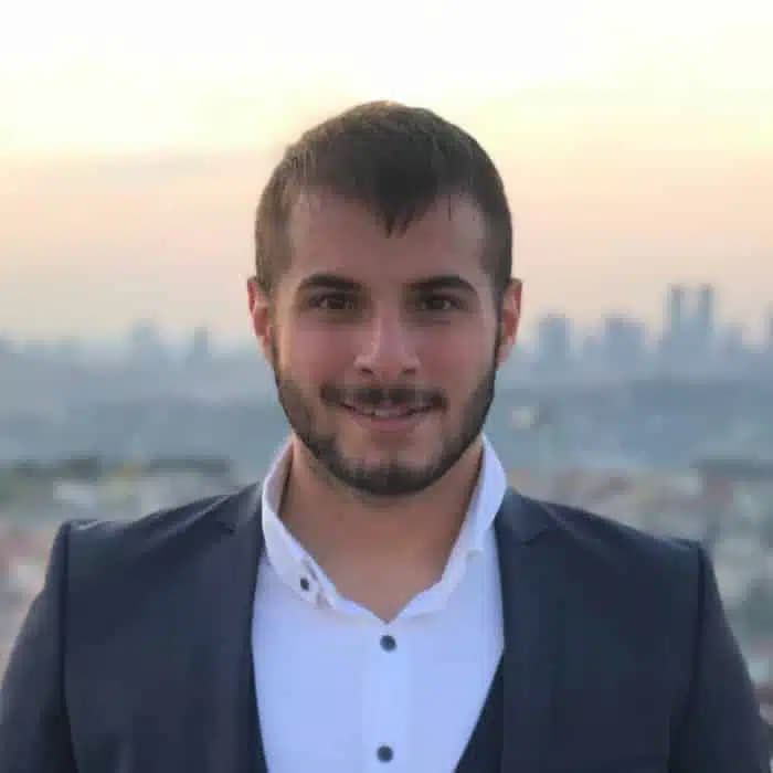 Enes Ofluoglu